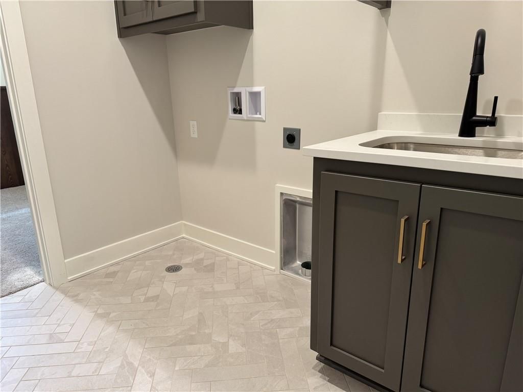 4800 NW Huonker Court — photo 23
