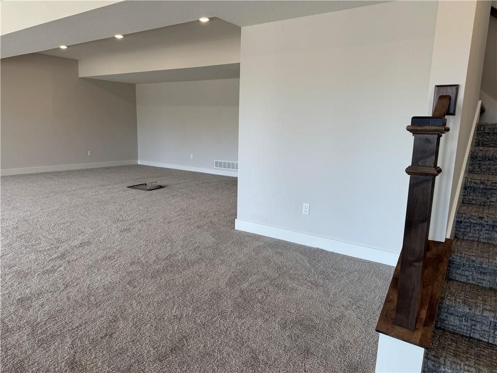 4800 NW Huonker Court — photo 25