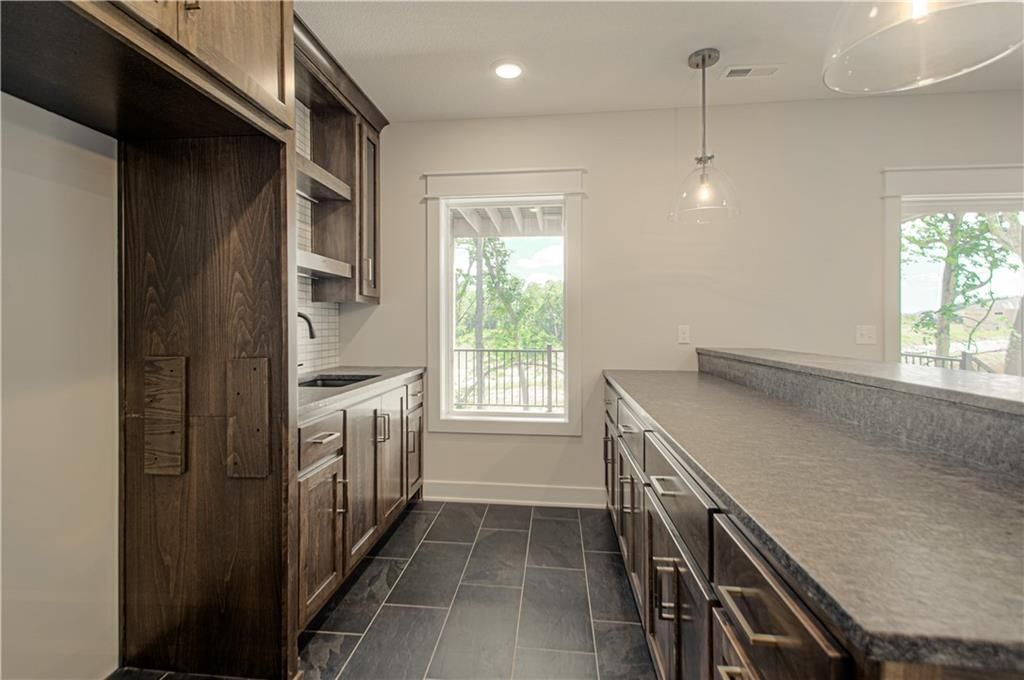 4800 NW Huonker Court — photo 36