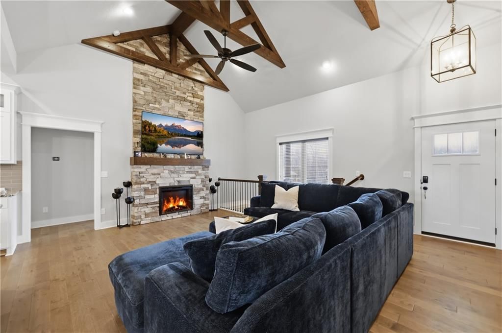 1806 NW Mya Court — photo 4