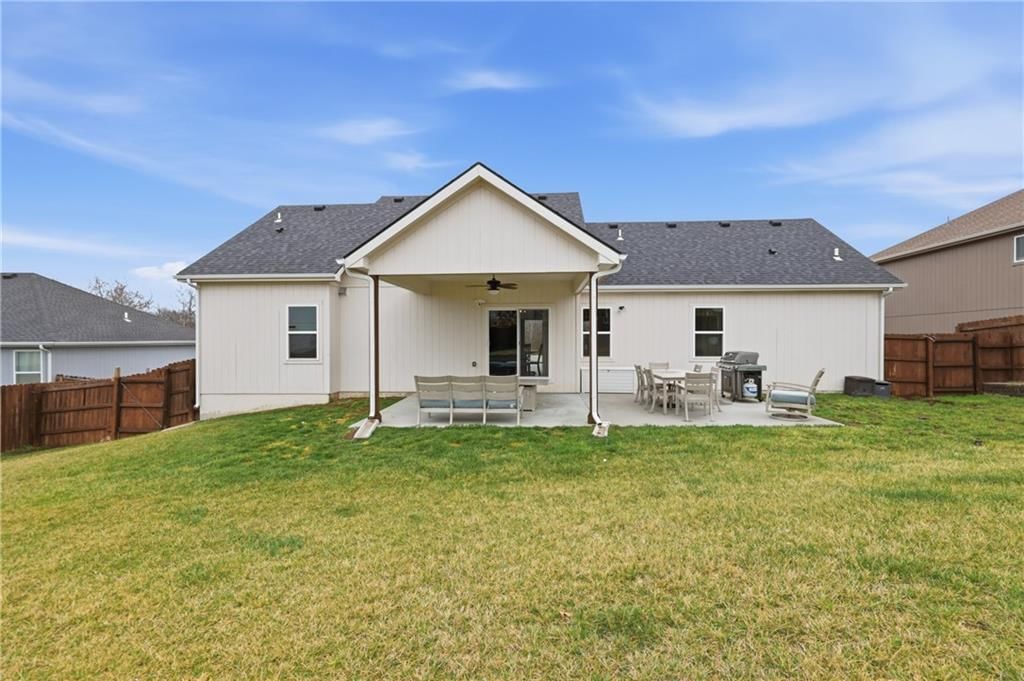 1806 NW Mya Court — photo 30
