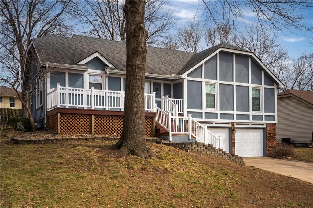 6435 Greenwood Street — photo 2