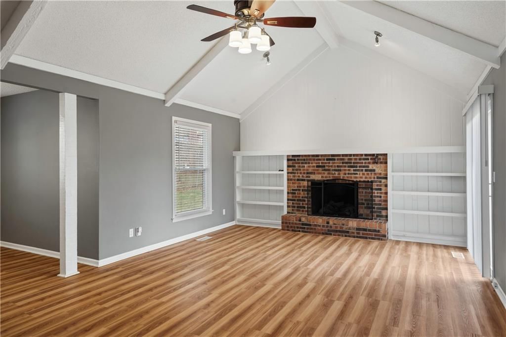 6435 Greenwood Street — photo 3