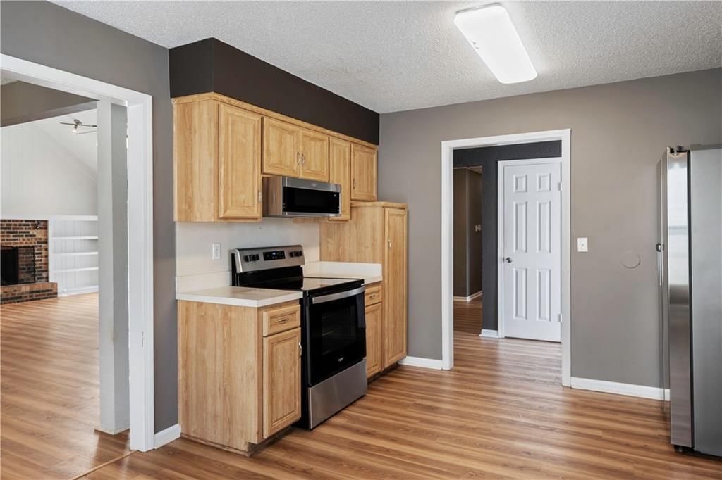 6435 Greenwood Street — photo 12