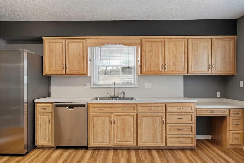 6435 Greenwood Street — photo 14