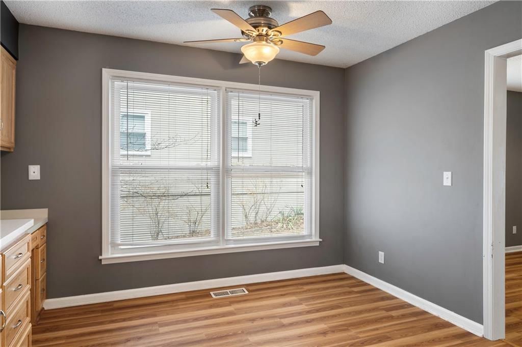 6435 Greenwood Street — photo 15