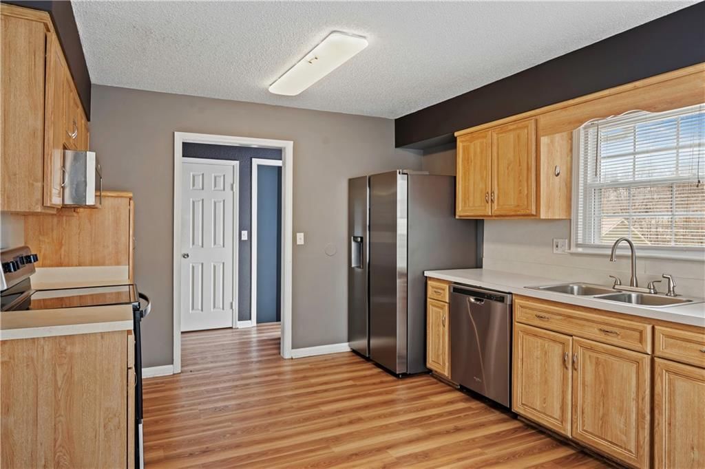 6435 Greenwood Street — photo 17