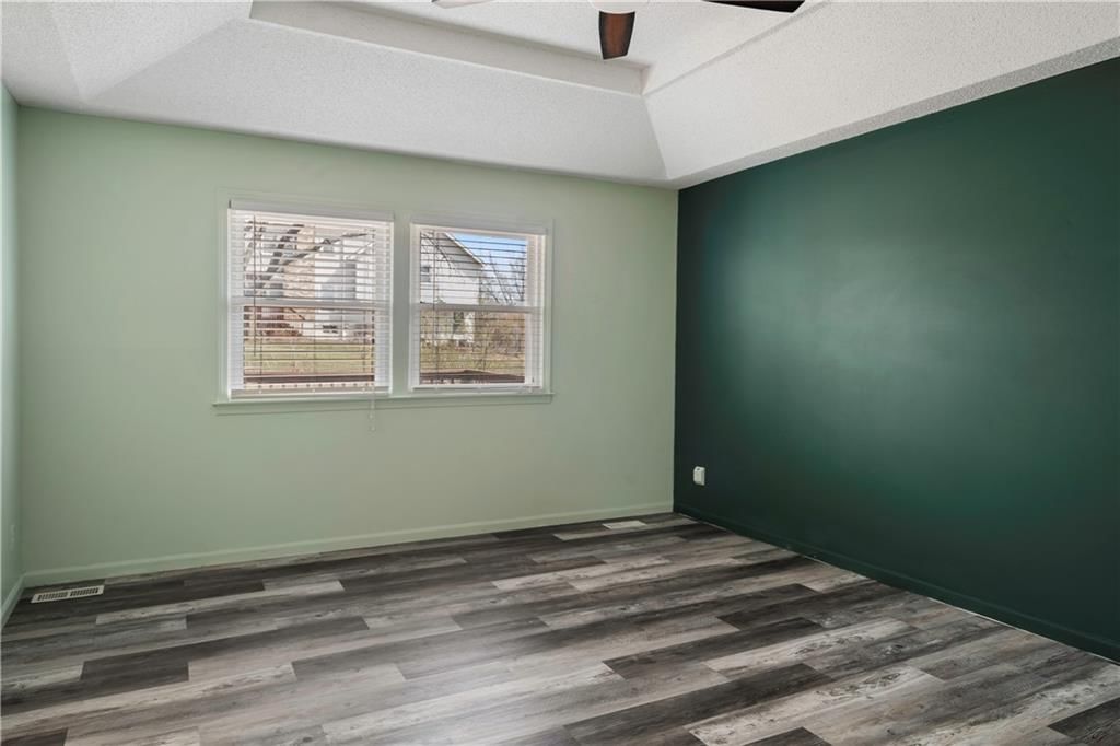 6435 Greenwood Street — photo 21
