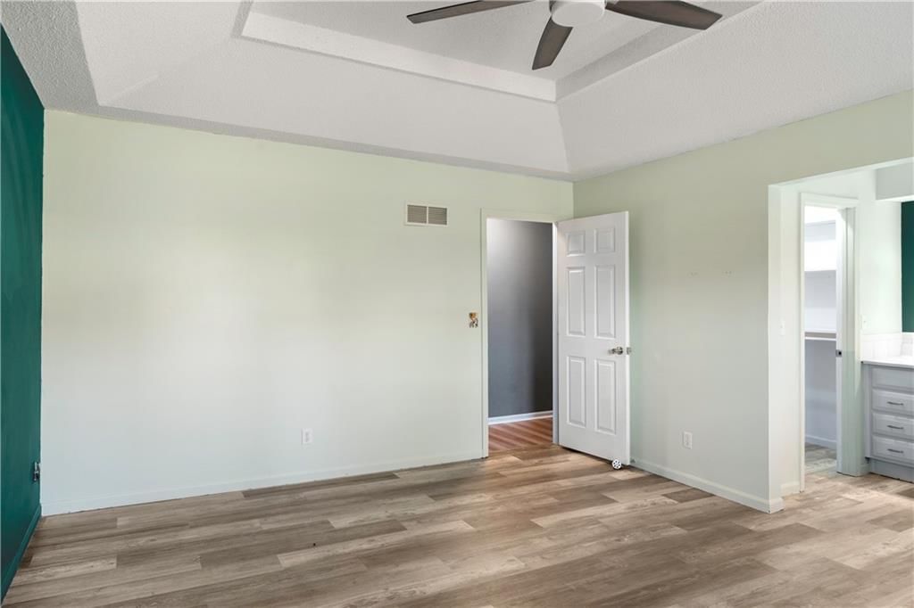 6435 Greenwood Street — photo 22