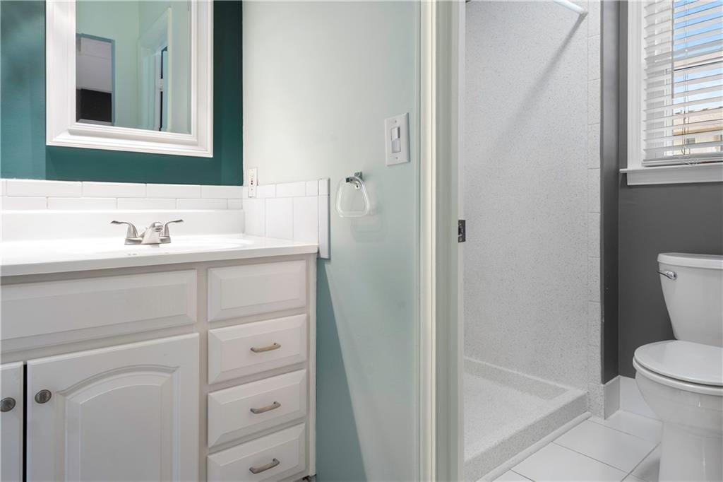 6435 Greenwood Street — photo 24