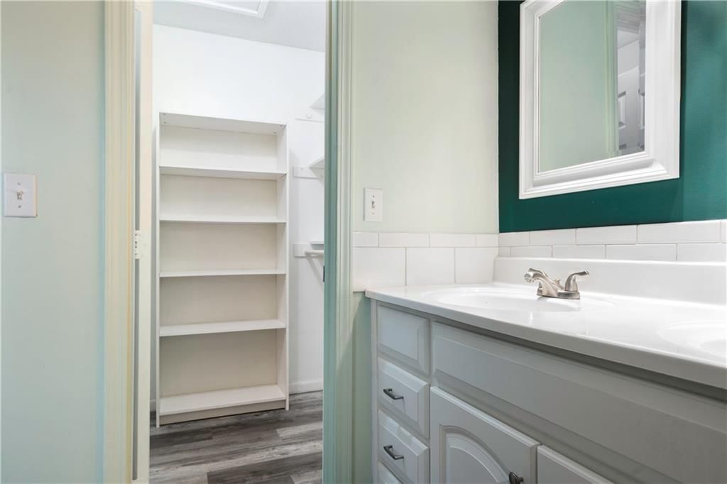 6435 Greenwood Street — photo 25