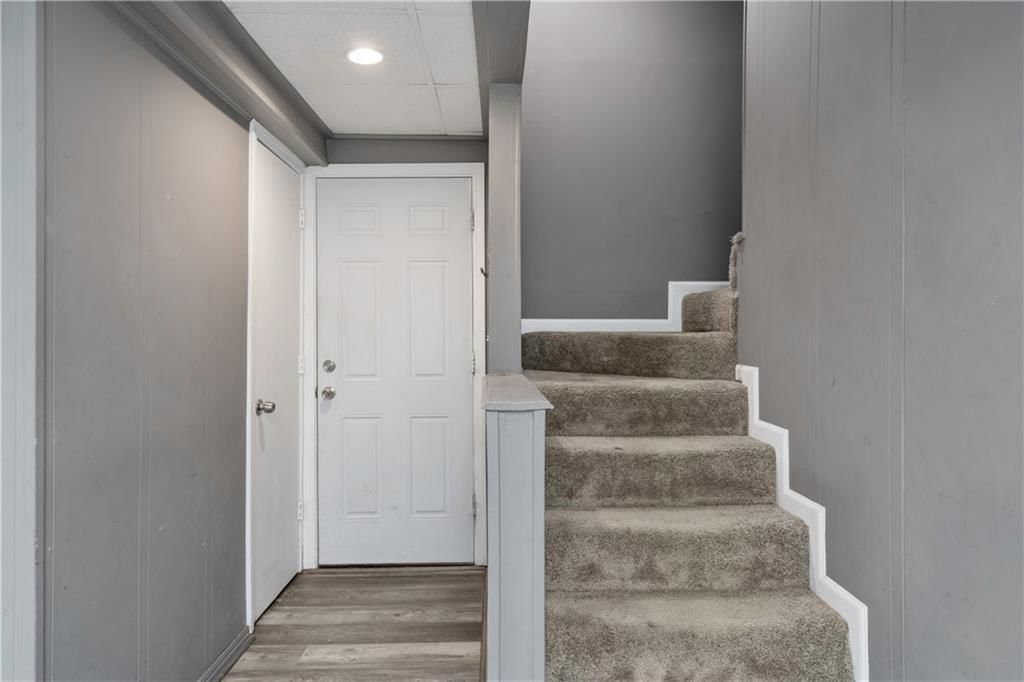 6435 Greenwood Street — photo 31