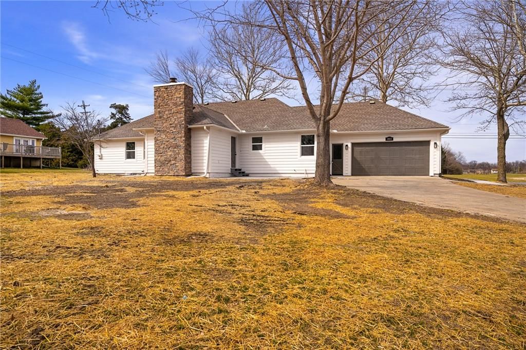 1913 W Dennis Avenue — photo 32