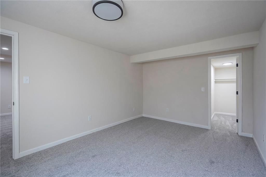 804 Parma Way — photo 32