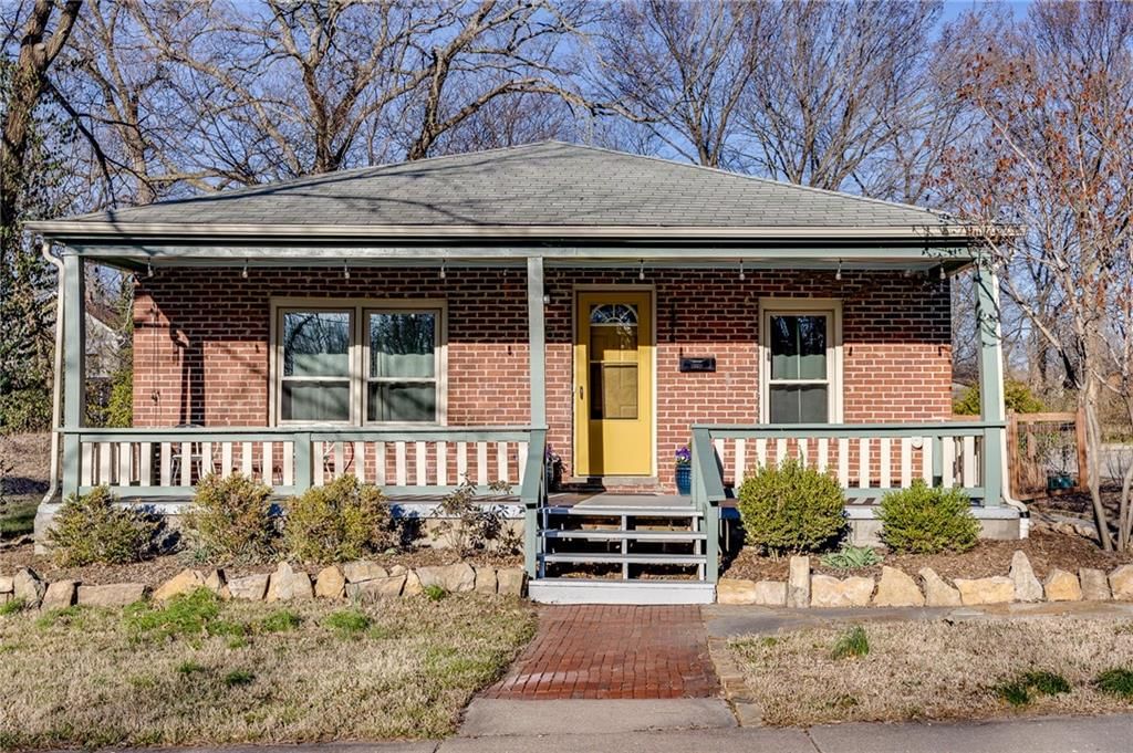 415 Illinois Street — photo 2