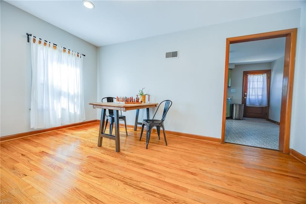 415 Illinois Street — photo 9