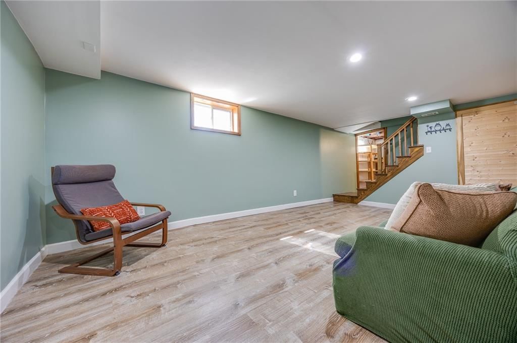415 Illinois Street — photo 31