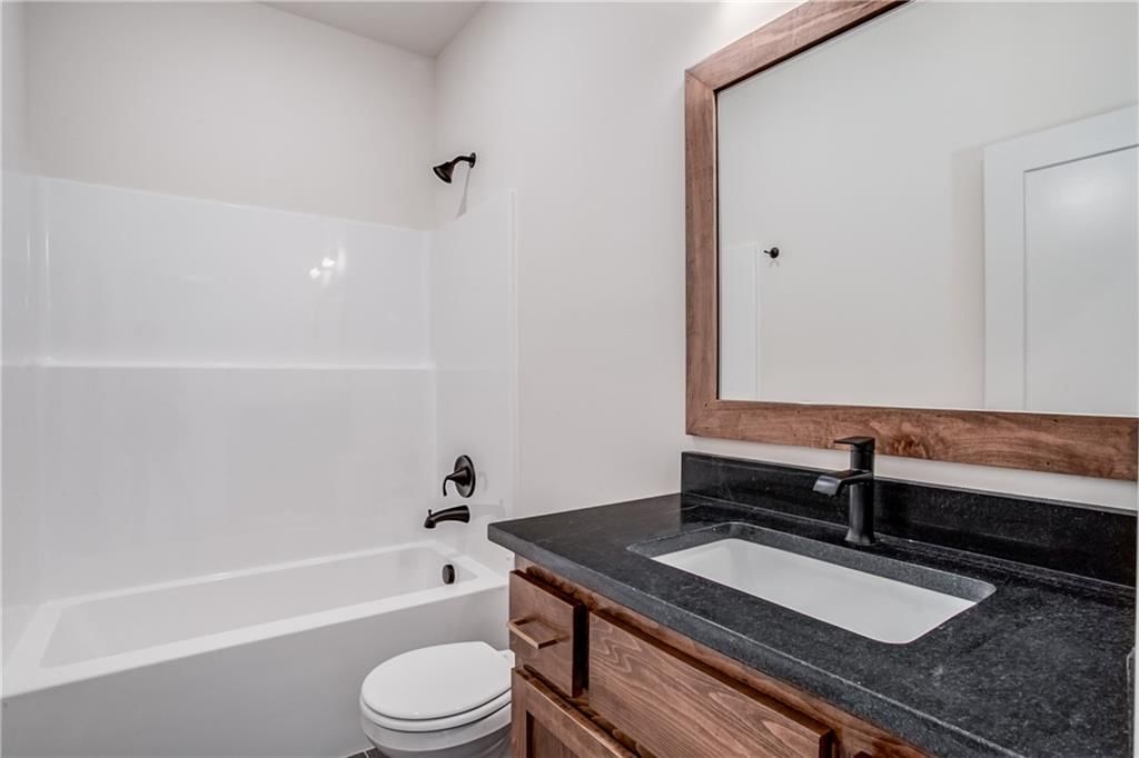 2604 NE Crestview Street — photo 6