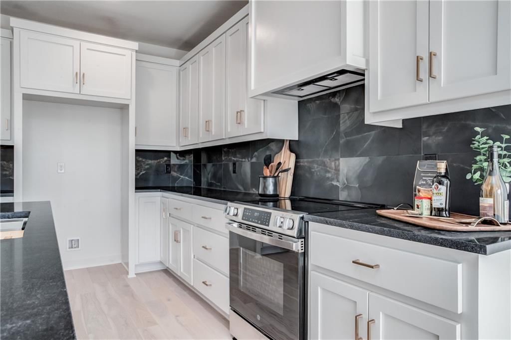 2604 NE Crestview Street — photo 13