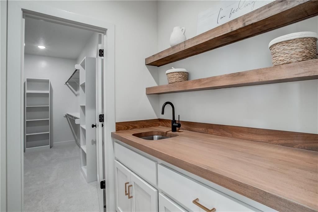 2604 NE Crestview Street — photo 23