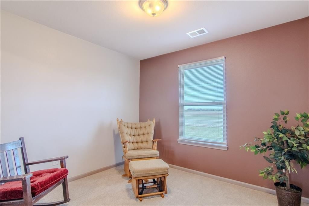 1001 Orchid Street — photo 17