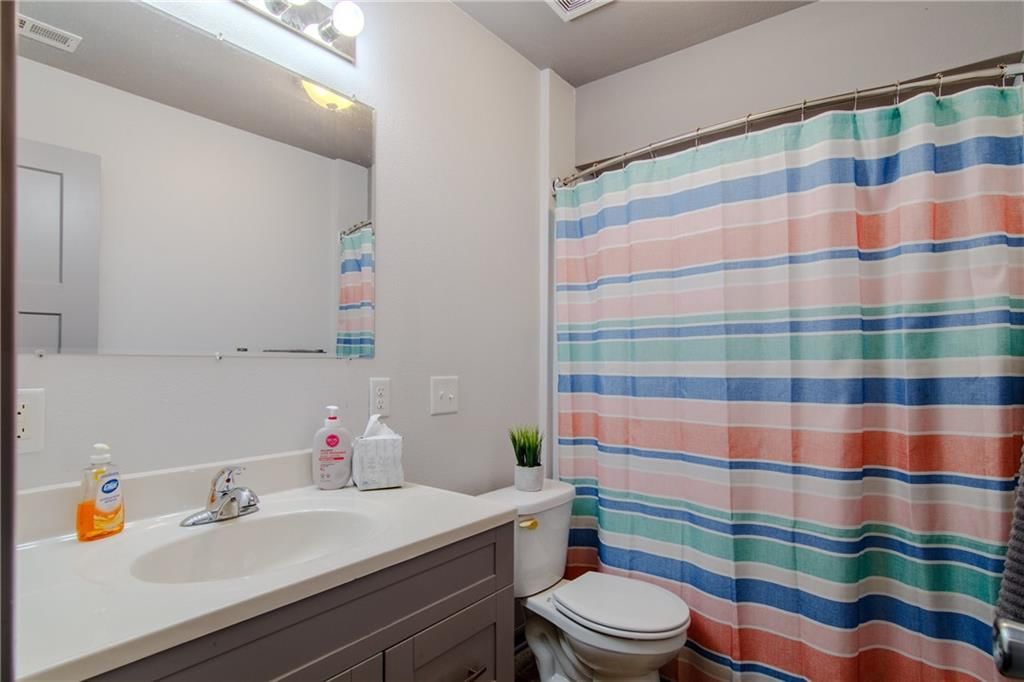 1001 Orchid Street — photo 19