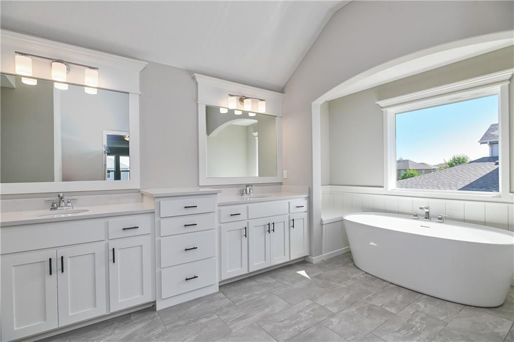 2673 W Park Street — photo 26