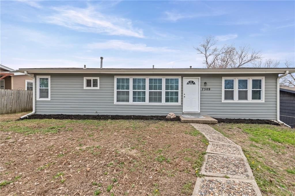 7509 E 85TH Street, Kansas City, MO
