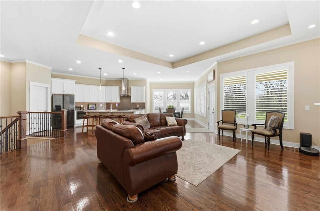 1637 SW Hedgewood Lane — photo 8