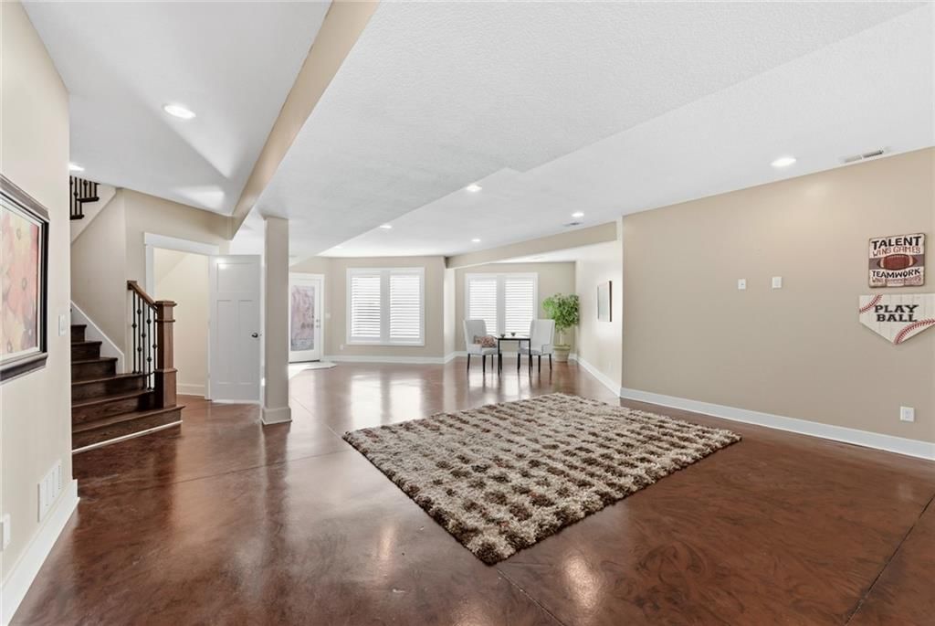 1637 SW Hedgewood Lane — photo 32