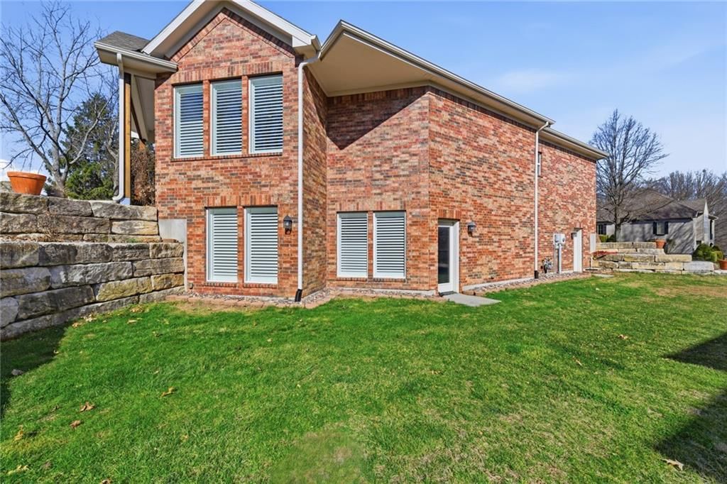 1637 SW Hedgewood Lane — photo 47