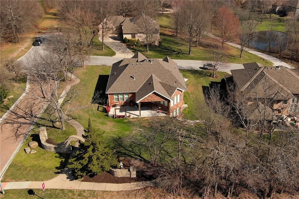 1637 SW Hedgewood Lane — photo 51