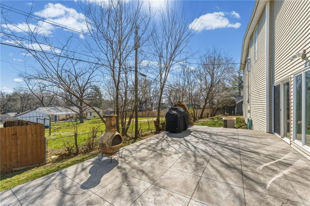 5239 Catalina Street — photo 3