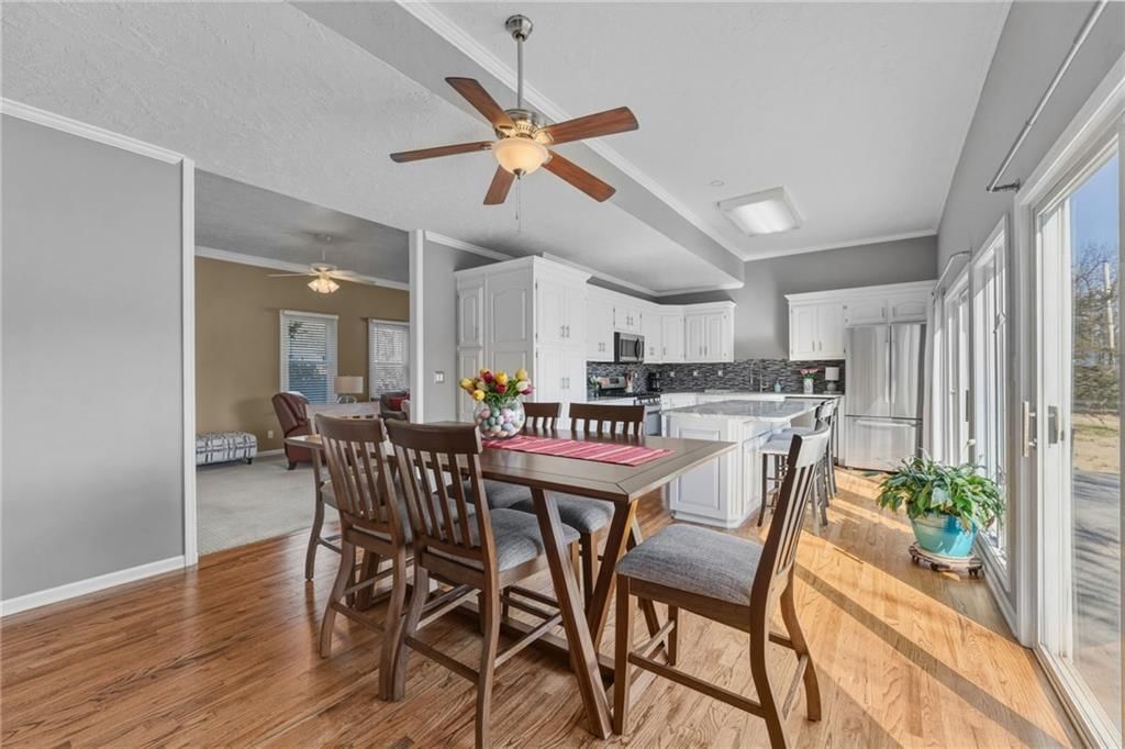 5239 Catalina Street — photo 10