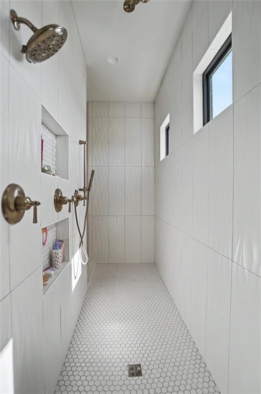 15820 Oakmont Street — photo 34