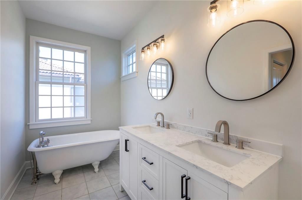 8525 N Marsh Avenue — photo 45