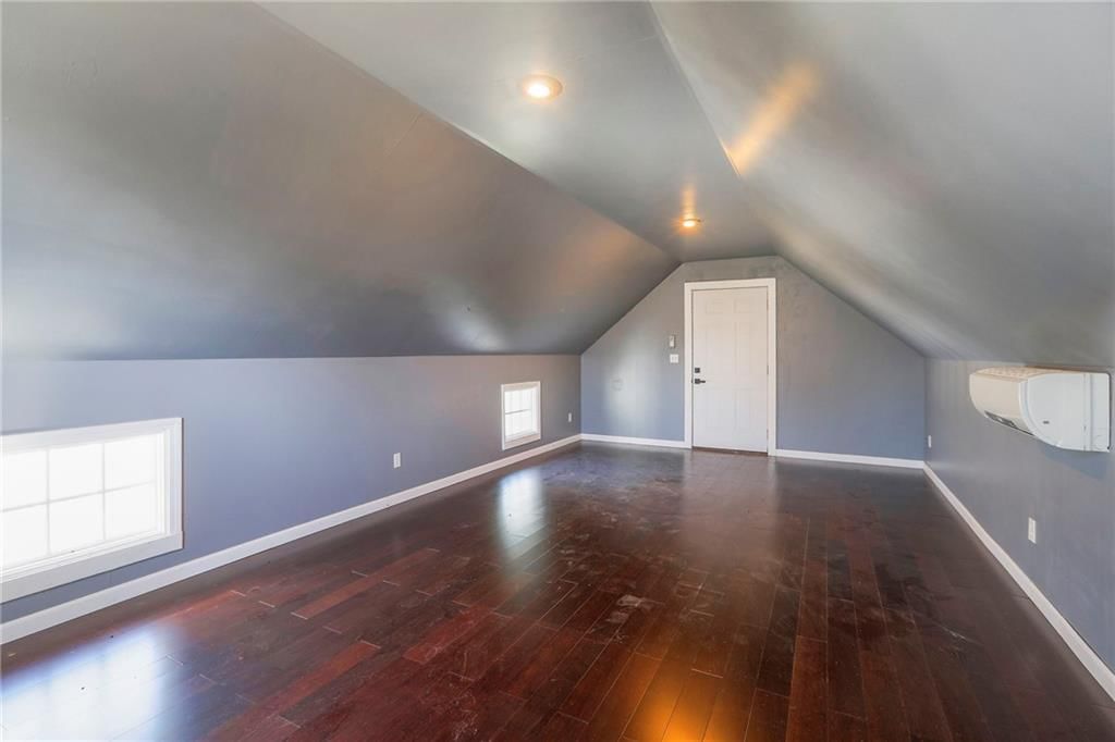 8525 N Marsh Avenue — photo 47