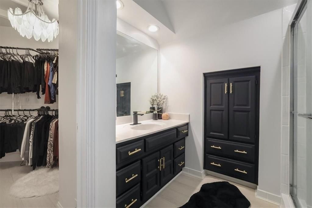 5929 N Mattox Road — photo 32