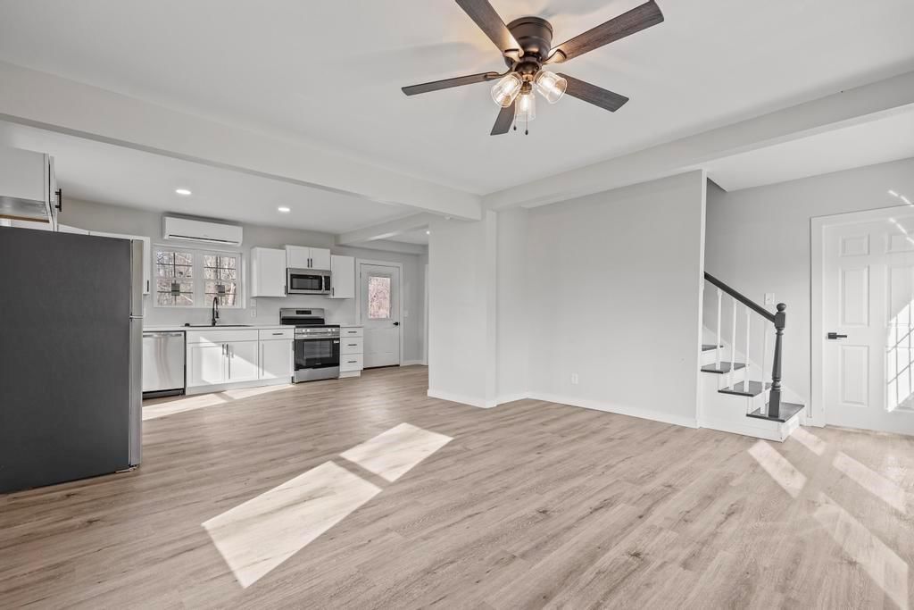 1219 E Pine Street — photo 3