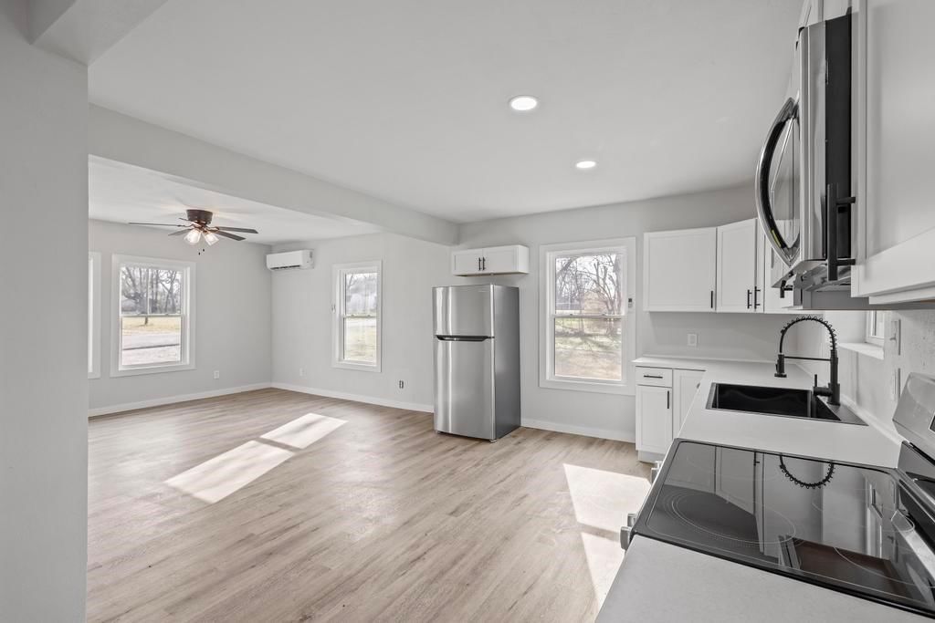 1219 E Pine Street — photo 6