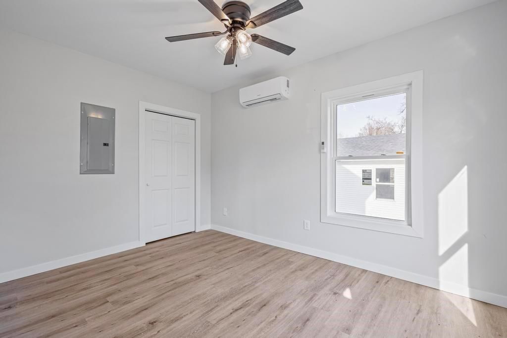1219 E Pine Street — photo 10