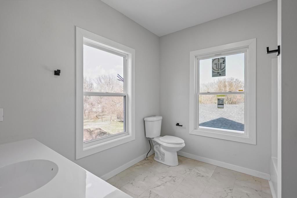 1219 E Pine Street — photo 12