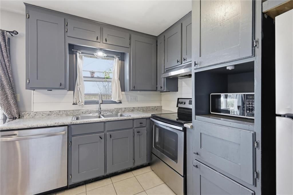 3527 S Adams Avenue — photo 12