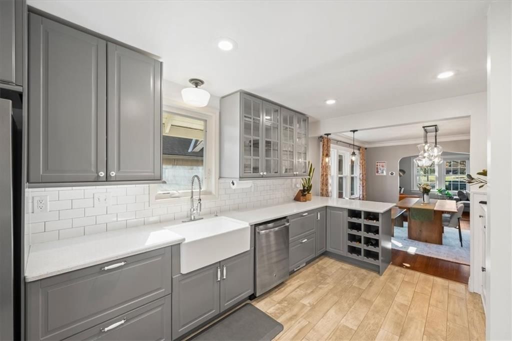 26 E 70th Terrace — photo 12