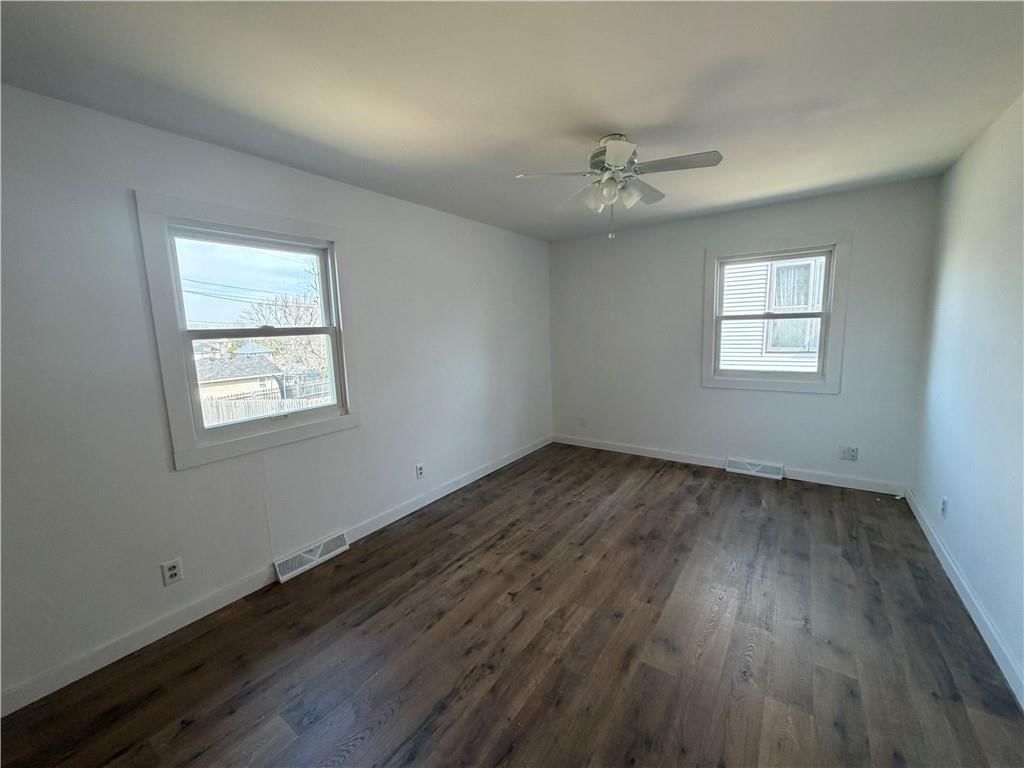 325 E 4th Street — photo 15