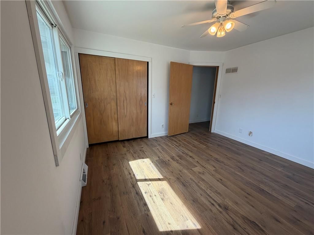 325 E 4th Street — photo 17