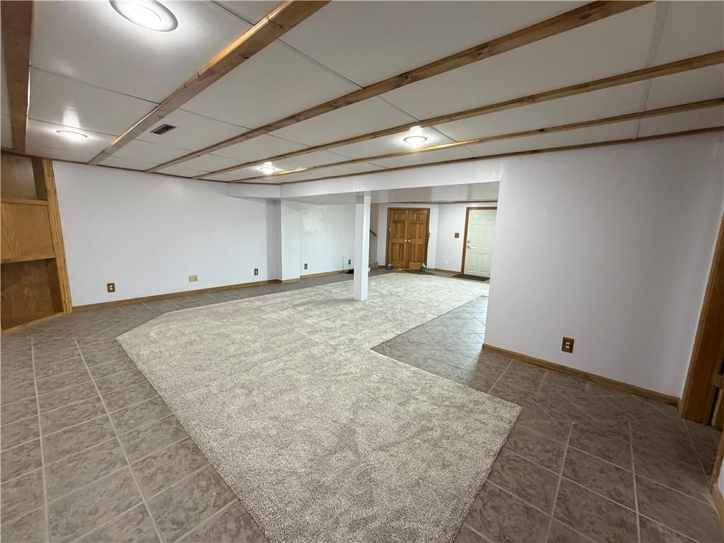 325 E 4th Street — photo 21
