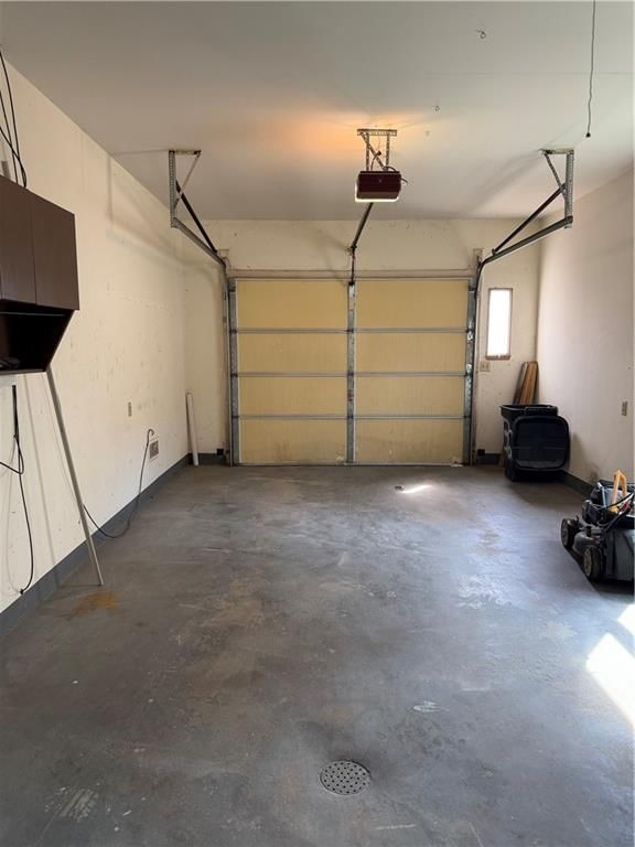 325 E 4th Street — photo 34