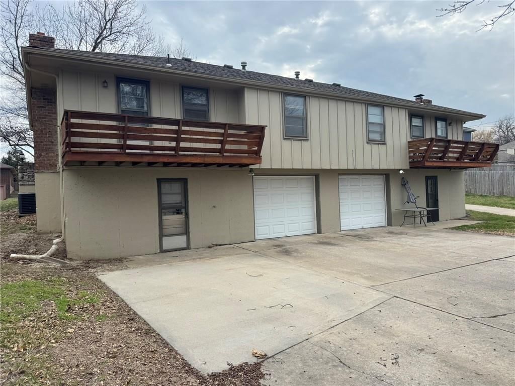 9202 E 64th Terrace — photo 4