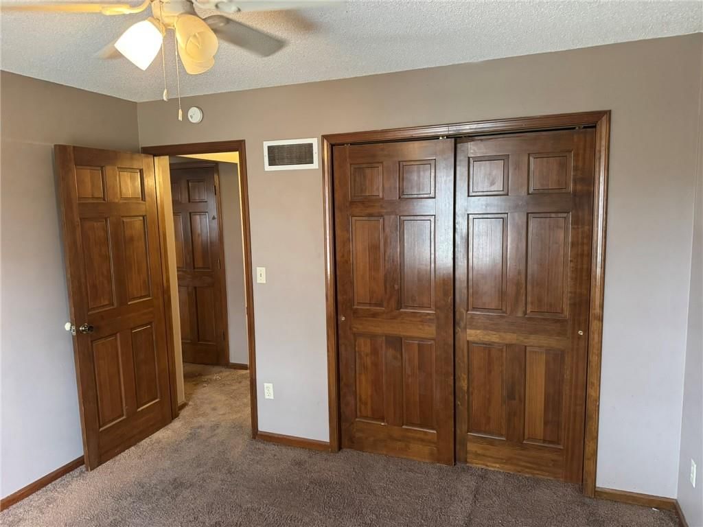 9202 E 64th Terrace — photo 11